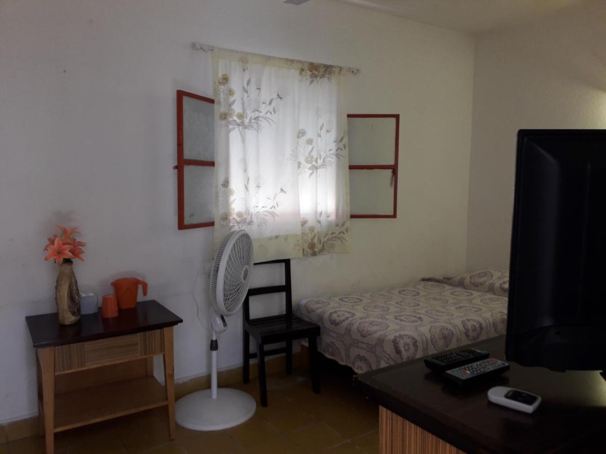 Hotel Ana Liz بويرتو فالارتا المظهر الخارجي الصورة